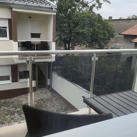 Konak Kutko Pancevo Ngoại thất bức ảnh